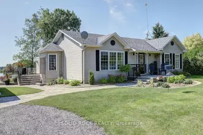 Detached in South Dundas