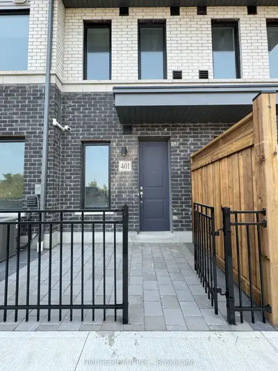 Condo Apartment in Cobourg