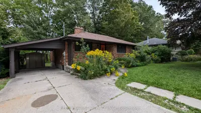 Detached in London South