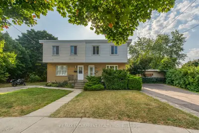 Semi-Detached in Hamilton