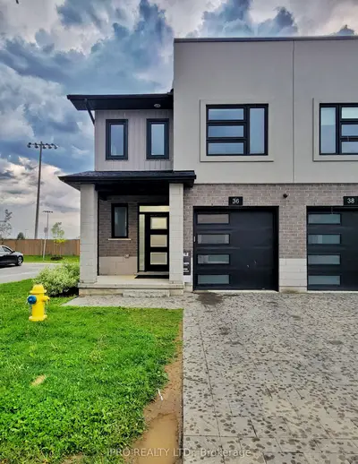 Att/Row/Townhouse in London South