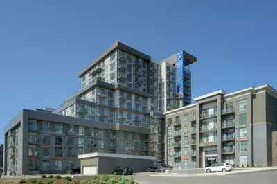 Condo Apartment in Hamilton
