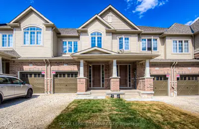 Att/Row/Townhouse in Kitchener
