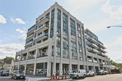 Condo Apartment in Hamilton