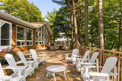 Detached in Gravenhurst