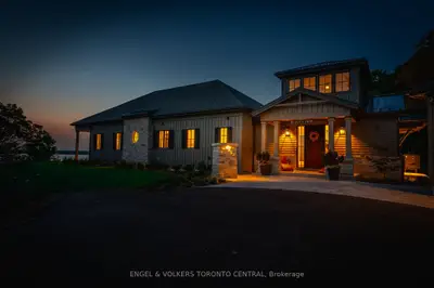 Detached in Northern Bruce Peninsula