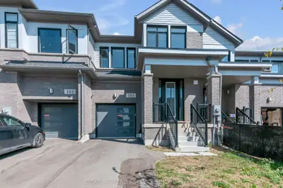 Att/Row/Townhouse in Hamilton