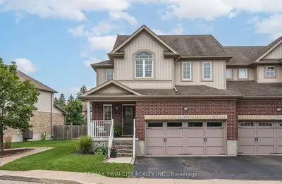 Semi-Detached Condo in Wilmot
