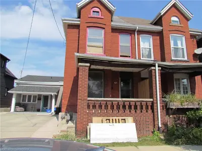 Semi-Detached in Hamilton