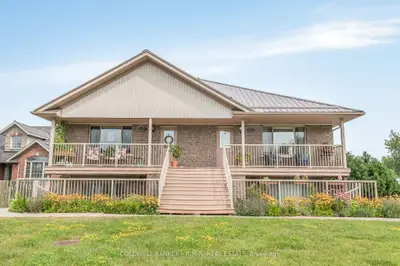 Condo Apartment in Prince Edward County