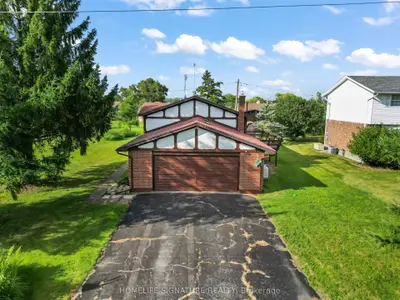 Detached in Fort Erie
