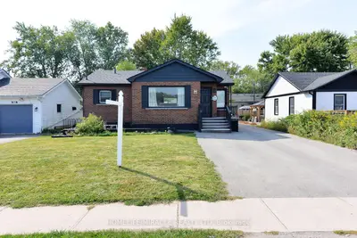 Detached in Fort Erie