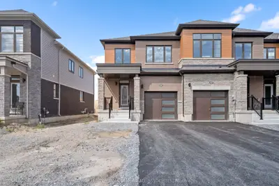 Att/Row/Townhouse in Thorold