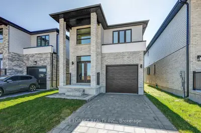 6441 Royal Magnolia Avenue, London South, On N6p 1h5