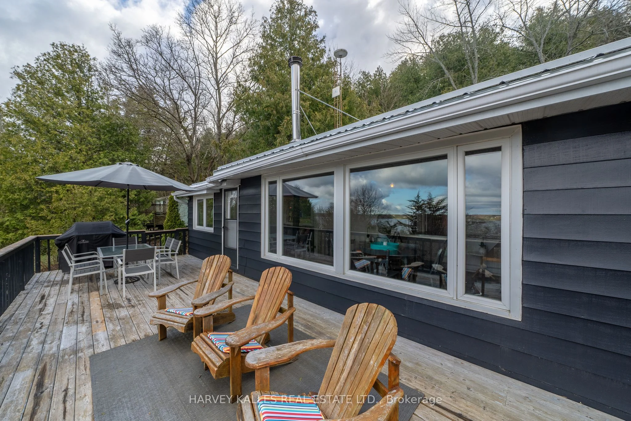 23 Pc Lane, Prince Edward County, On K0k 2t0
