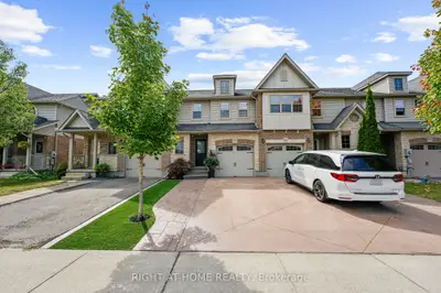 Att/Row/Townhouse in Guelph