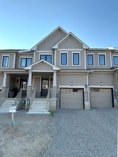 Att/Row/Townhouse in Haldimand