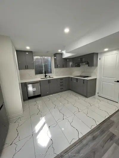Detached in Hamilton