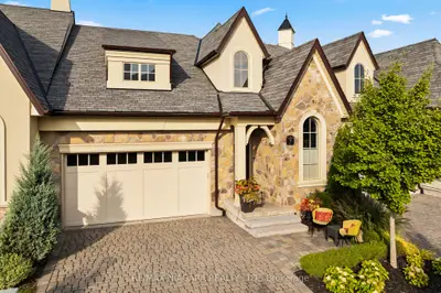 Att/Row/Townhouse in Niagara-on-the-Lake