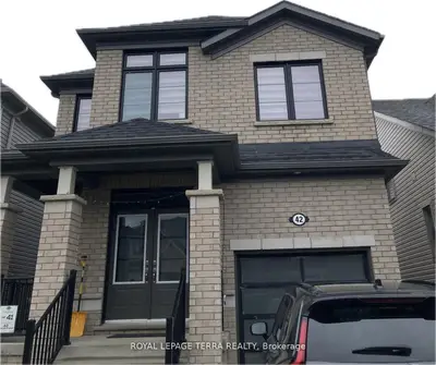Detached in Centre Wellington