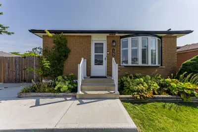 Detached in Hamilton