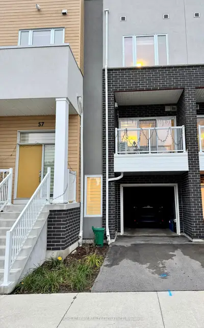 Condo Townhouse in Kitchener