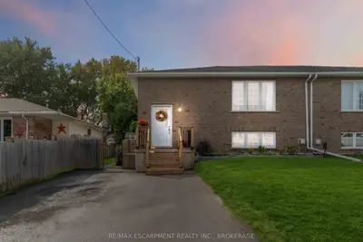 Semi-Detached in Thorold