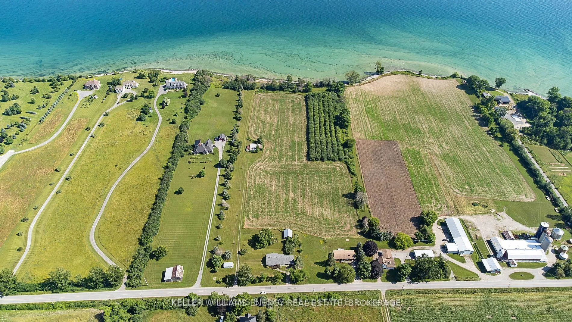 Detached in Prince Edward County