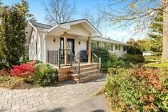 Detached in Prince Edward County