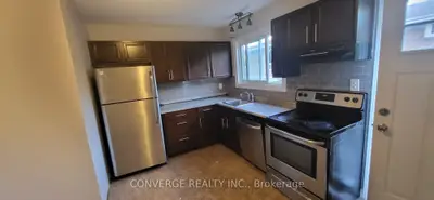Detached in Belleville