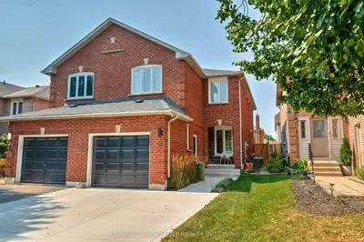 Semi-Detached in Hamilton