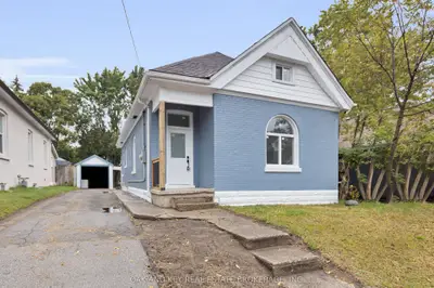 Detached in London East
