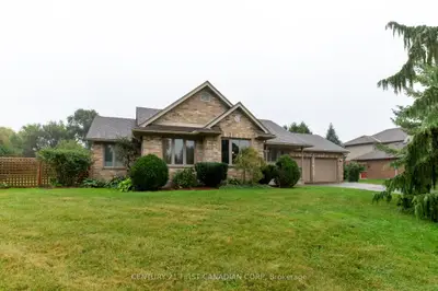 Detached in Middlesex Centre