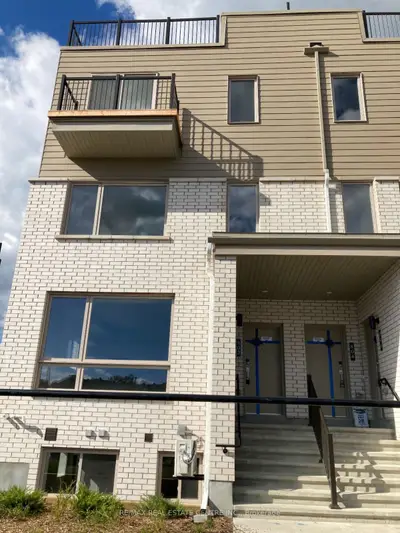 Condo Townhouse in Manor Park - Cardinal Glen and Area