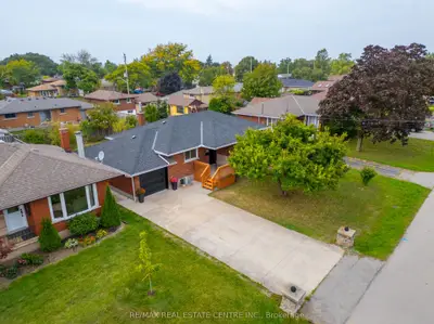 Detached in Grimsby
