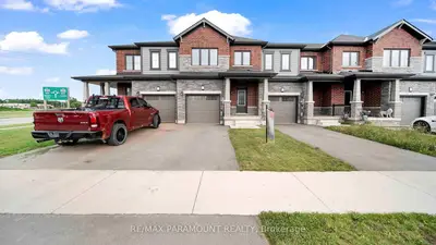 Att/Row/Townhouse in Thorold