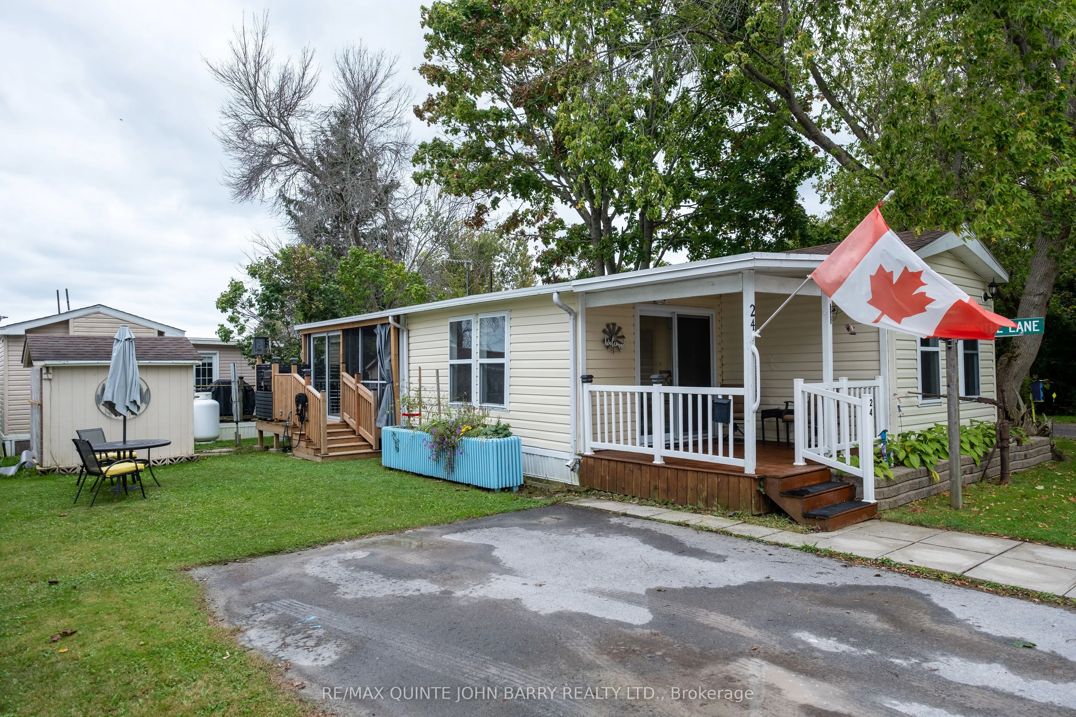 #d-24 153 County Road 27, Prince Edward County, On, K0k 1t0