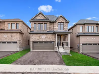 Detached in North Dumfries