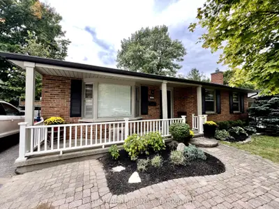 Detached in London South