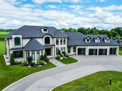 Detached in Hamilton