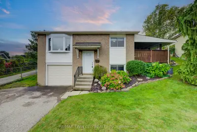 Detached in Cambridge