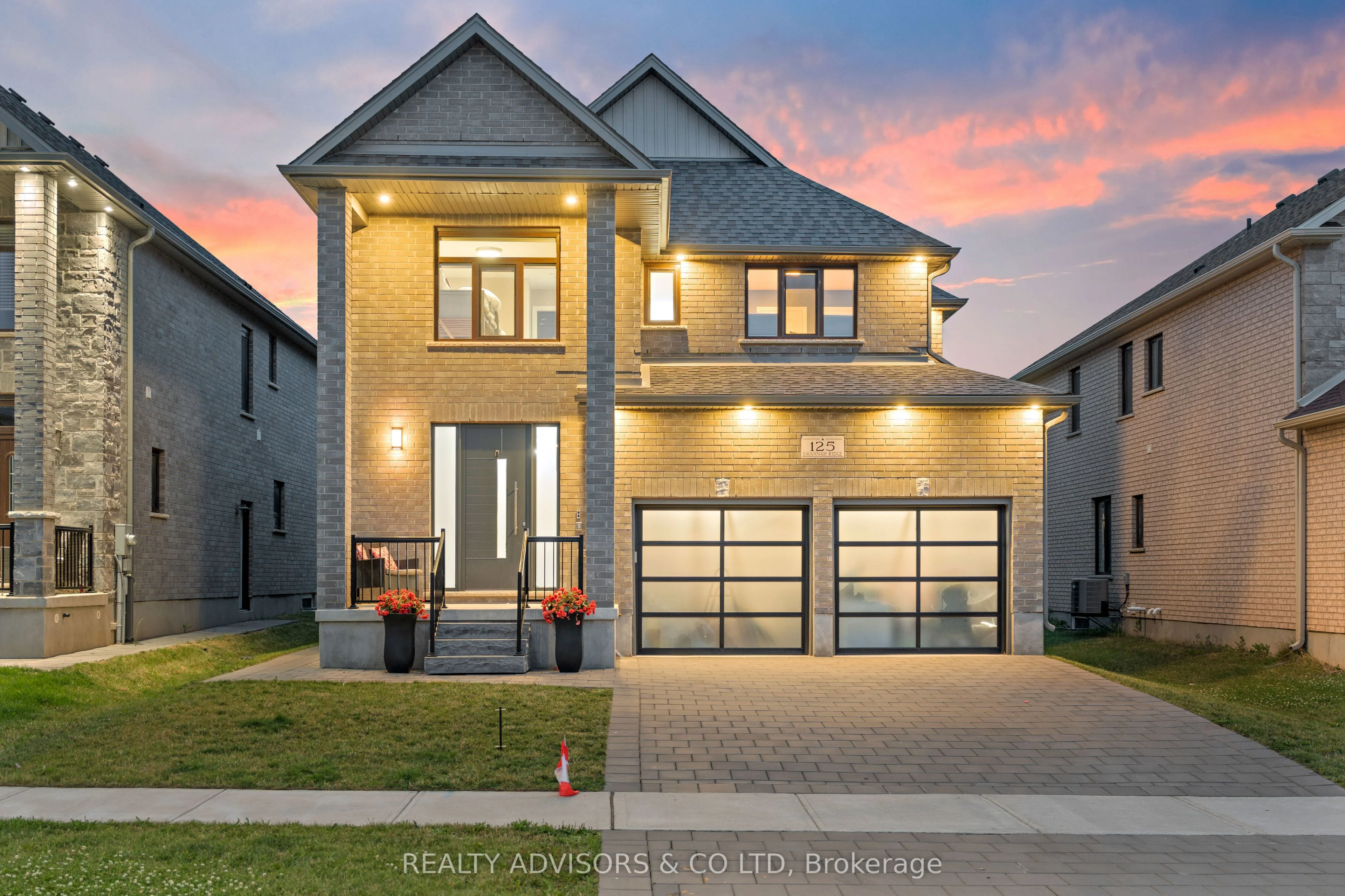 Detached in Brant