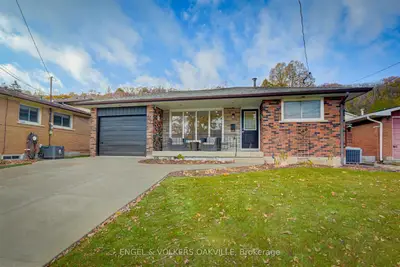 Detached in Hamilton