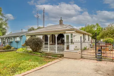 Detached in Haldimand