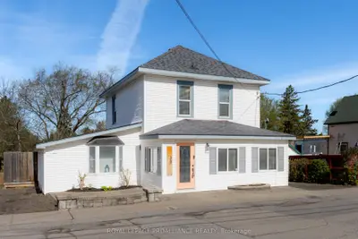 36 Ontario Street, Prince Edward County, On K0k 2t0