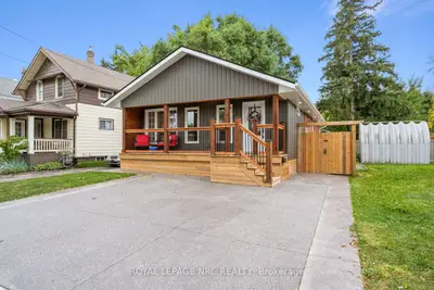 Detached in Welland