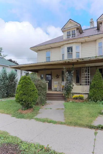 Semi-Detached in Wellington North