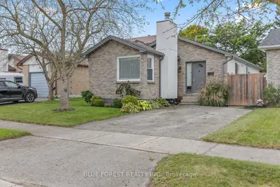 Detached in London North