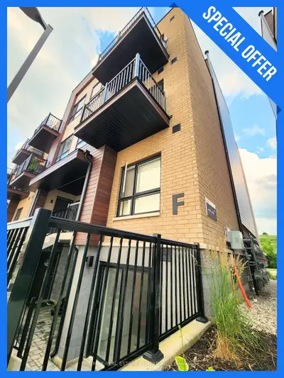 Condo Townhouse in Kitchener