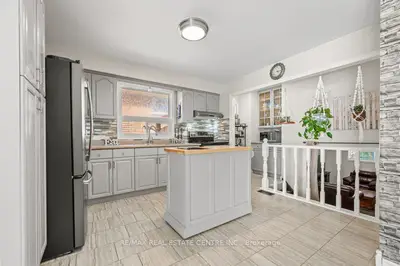 Detached in Guelph